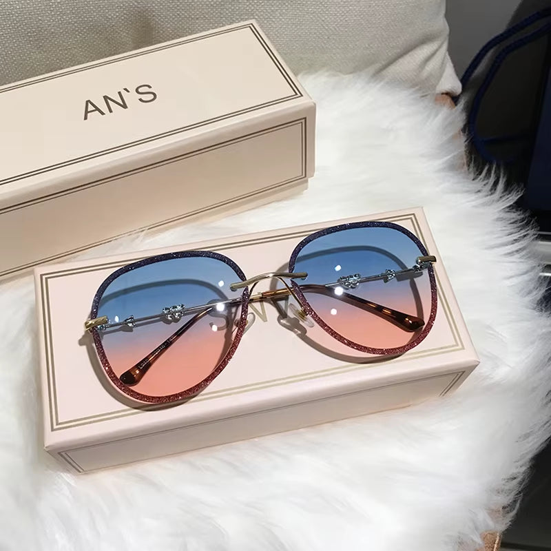2025 New Diamond Sunglasses Female Brand Design Imitation Rhinestones Gradient Lens UV400 Pilot Sun Glasses Women Shades S316