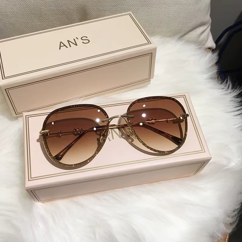 2025 New Diamond Sunglasses Female Brand Design Imitation Rhinestones Gradient Lens UV400 Pilot Sun Glasses Women Shades S316