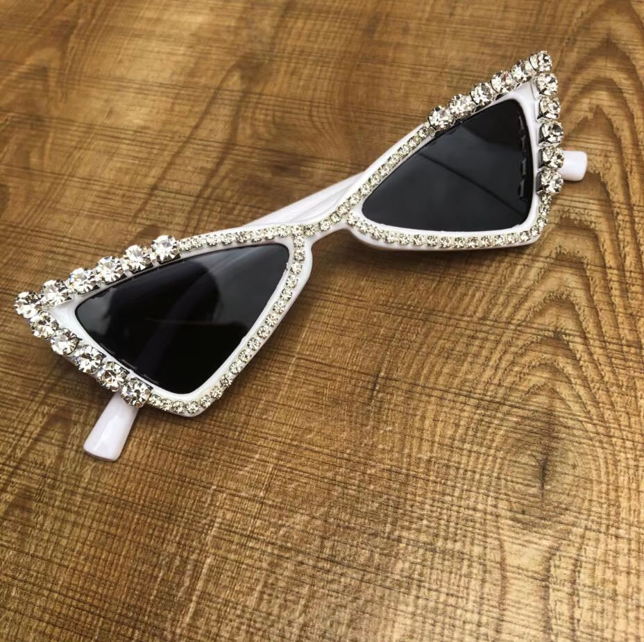 Baby Cat Eye Sunglasses Kids Diamond Crystal Sun Glasses UV400 Summer Shades Black Red Small Eyewear Luxury Gafas De