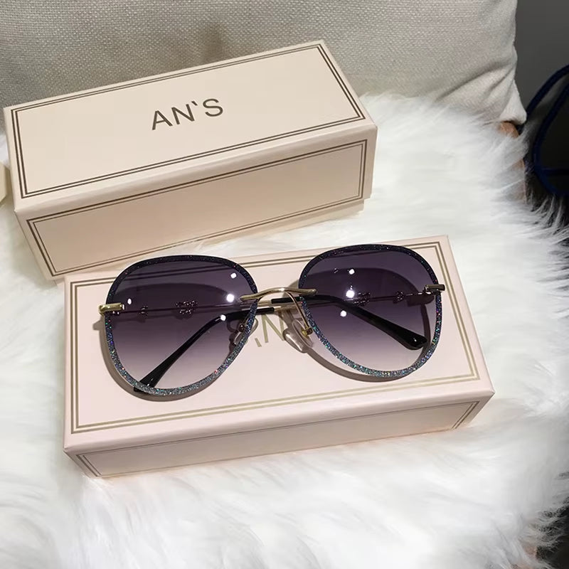 2025 New Diamond Sunglasses Female Brand Design Imitation Rhinestones Gradient Lens UV400 Pilot Sun Glasses Women Shades S316