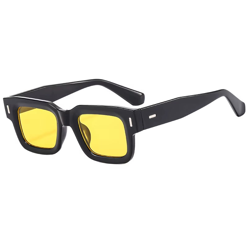 2023 New Retro Grey Square Sunglasses for Women Men Fashion Transparen Frame Glasses Eyewear Male Shades UV400 Rivets Eyeglasse
